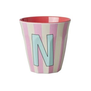 Rice – Middelgroot Alfabetbeker – Zacht roze – N- Stripes